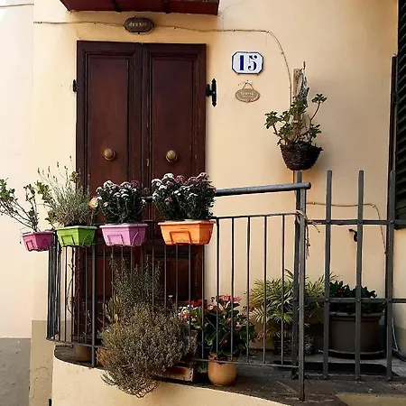 La Vecchia *